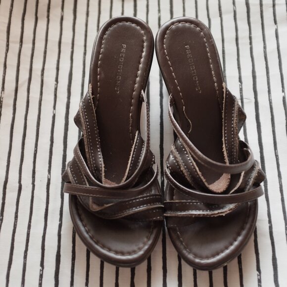 Predictions Brown Strappy Slip On Wedge Sandals clogs 3" heels size 8W - Picture 2 of 11